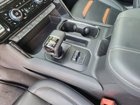 Certified 2024 GMC Sierra 1500 AT4 w/ Technology Package image 20