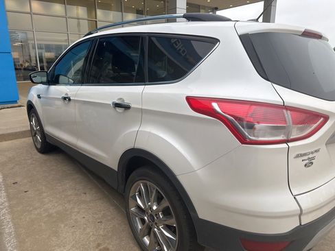 Used 2015 Ford Escape SE w/ SE Chrome Package FWD image 11