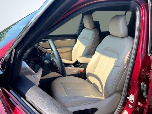 Used 2023 Jeep Grand Cherokee L Limited w/ Luxury Tech Group II RWD image 23