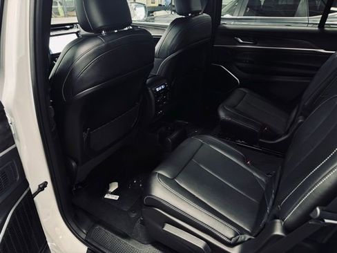 New 2026 Jeep Grand Cherokee L Limited AWD/4WD image 21