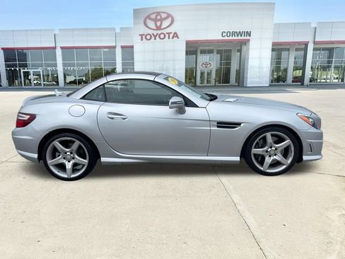 Used 2014 Mercedes-Benz SLK 350 image 12
