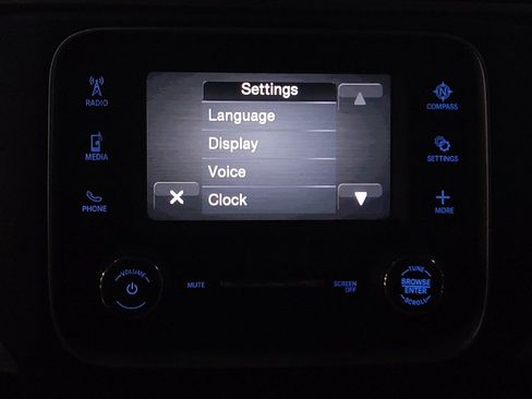 Used 2022 RAM 1500 Classic SLT RWD image 25