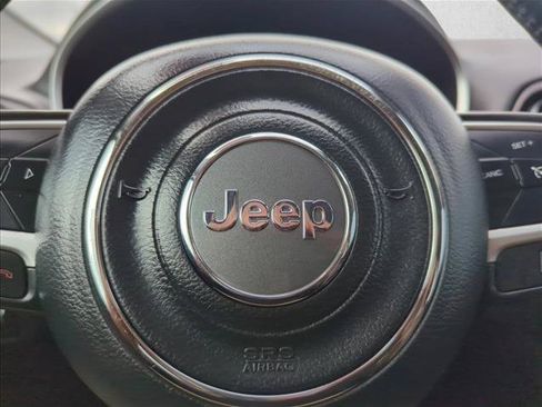 Used 2018 Jeep Compass Limited AWD/4WD image 25