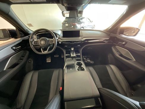 Used 2023 Acura MDX A-Spec image 9