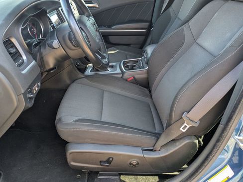 Used 2020 Dodge Charger SXT image 14