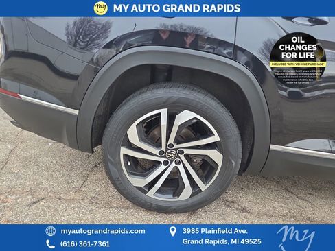 Used 2023 Volkswagen Atlas SEL image 32