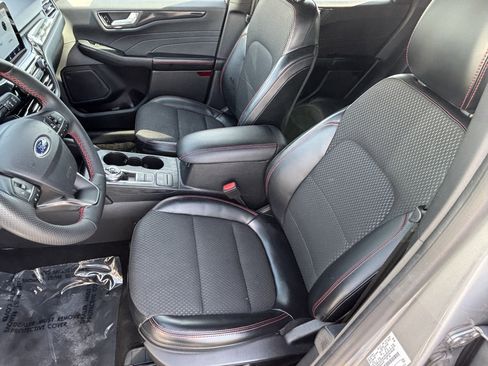 Used 2023 Ford Escape ST-Line AWD/4WD image 14