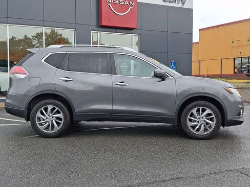 Used 2014 Nissan Rogue SL w/ SL Premium Package AWD/4WD image 8