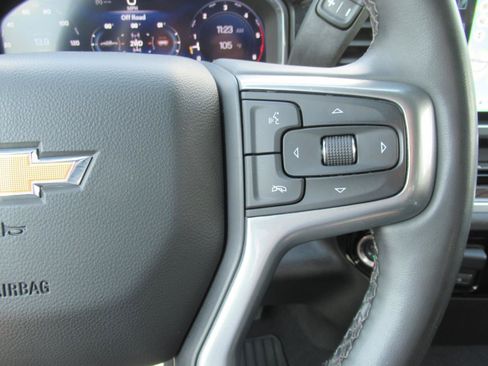 Used 2025 Chevrolet Silverado 2500 LT w/ Convenience Package AWD/4WD image 27
