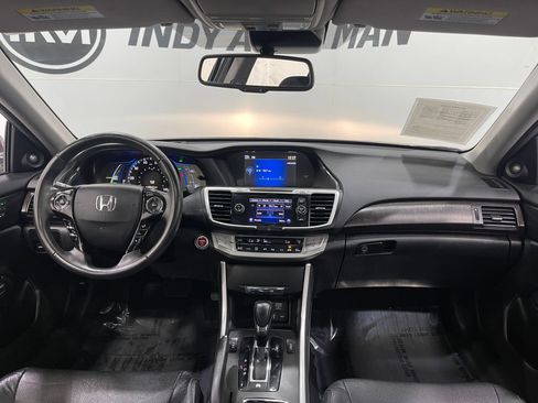 Used 2015 Honda Accord EX-L image 18