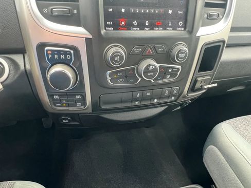 Used 2018 RAM 1500 Big Horn AWD/4WD image 23
