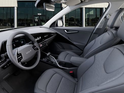 New 2026 Kia Niro SX image 17