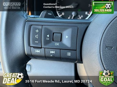 Used 2025 Nissan Pathfinder SV FWD image 21