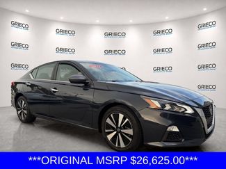 Used 2021 Nissan Altima 2.5 SV FWD video 1