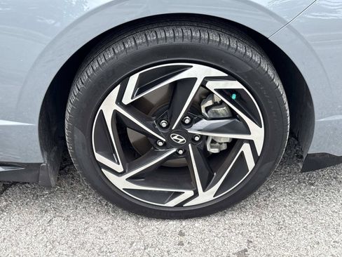 Used 2024 Hyundai Sonata SEL w/ Convenience Package FWD image 10