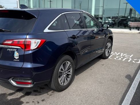 Used 2017 Acura RDX w/ Advance Package AWD/4WD image 4