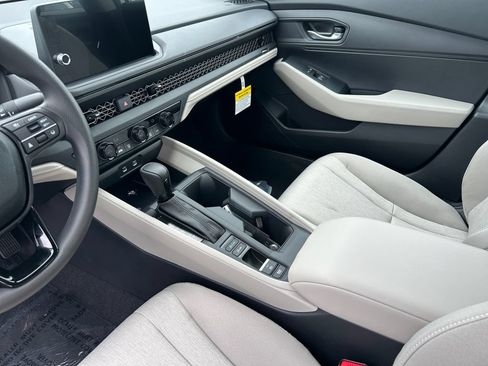 New 2026 Honda Accord LX image 10