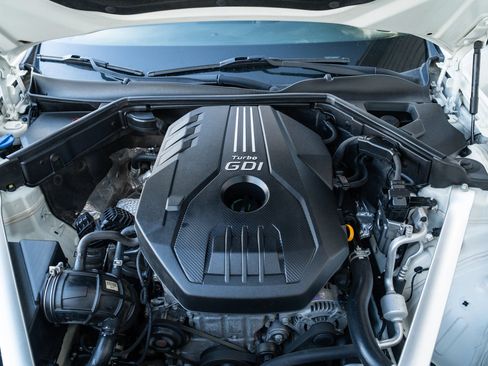 Used 2021 Kia Stinger GT-Line w/ Sun & Sound Package AWD/4WD image 8