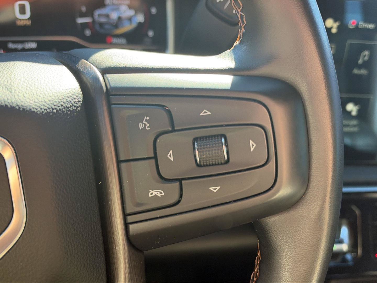 Used 2024 GMC Sierra 2500 AT4 w/ Technology Package AWD/4WD image 22