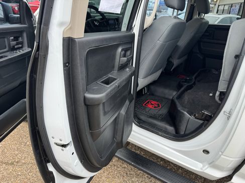 Used 2018 RAM 1500 Tradesman w/ Popular Equipment Group image 28