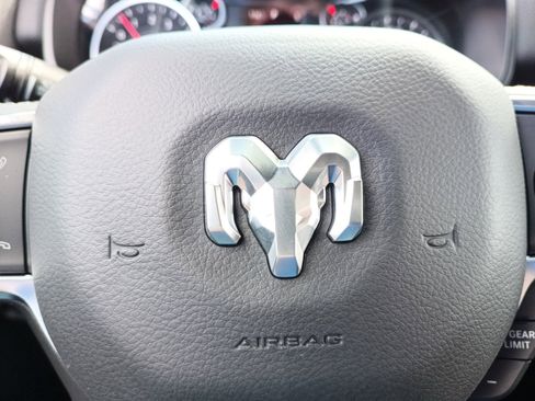 Certified 2025 RAM 1500 Big Horn image 27