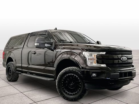 Used 2018 Ford F150 Lariat w/ Equipment Group 502A Luxury AWD/4WD image 2