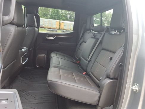 Used 2026 Chevrolet Silverado 1500 High Country AWD/4WD image 29