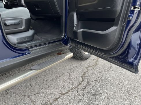 Used 2014 RAM 1500 Express AWD/4WD image 25