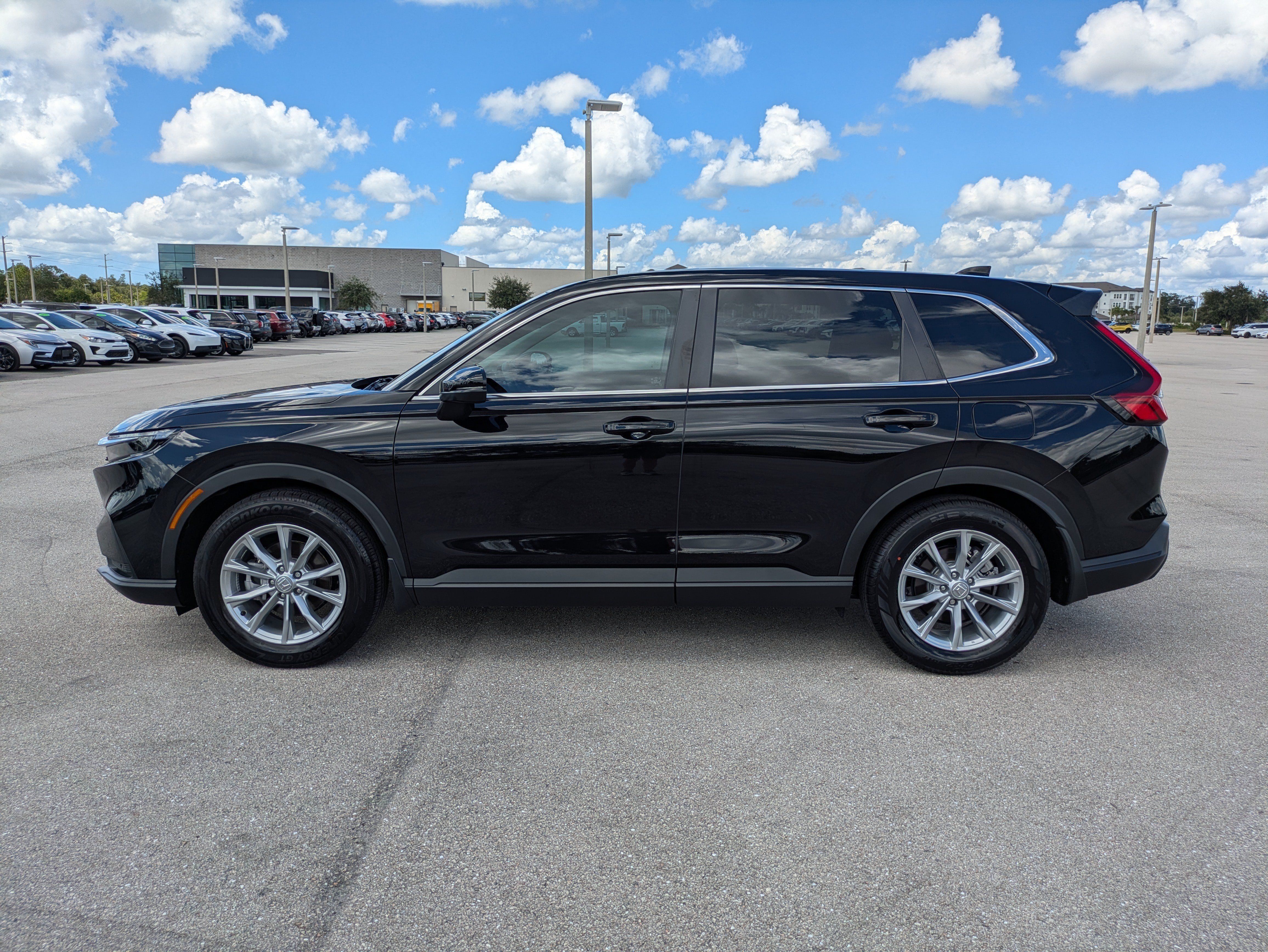 Used 2025 Honda CR-V EX-L image 7