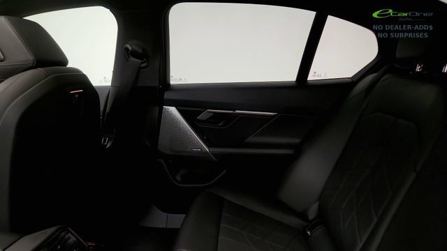 Used 2026 BMW i5 eDrive40 w/ M Sport Package RWD image 44