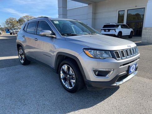 Used 2019 Jeep Compass Limited image 7