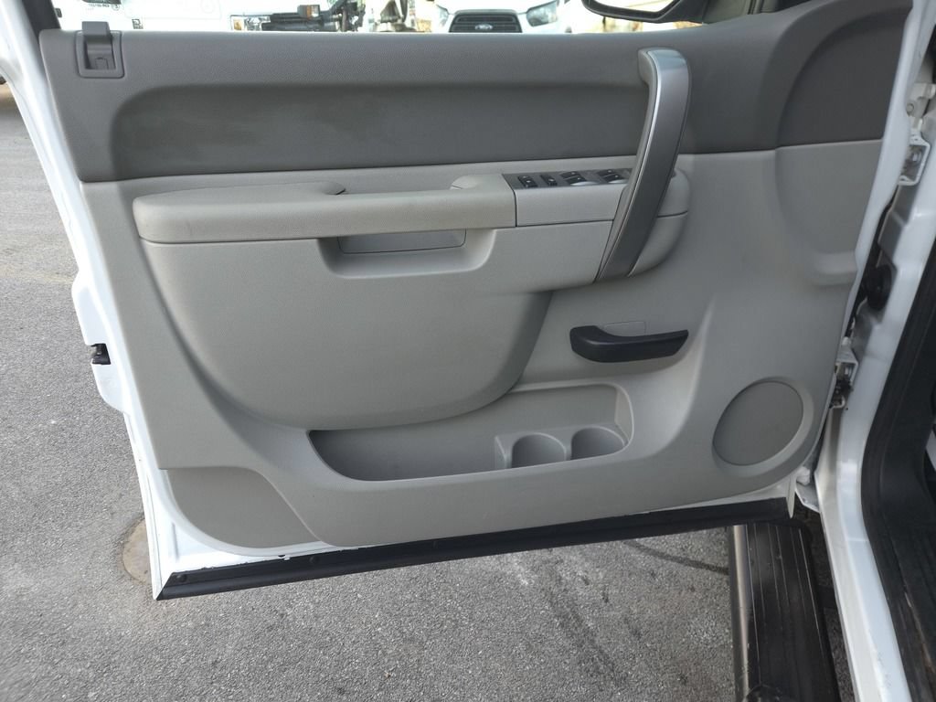 Used 2012 Chevrolet Silverado 3500 W/T AWD/4WD image 12
