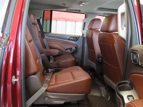 Used 2017 Chevrolet Suburban Premier w/ Max Trailering Package AWD/4WD image 33