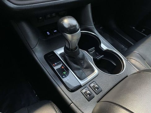 Used 2017 Toyota Highlander XLE image 44