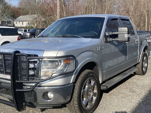 Used 2014 Ford F150 Lariat w/ Equipment Group 502A Luxury image 15