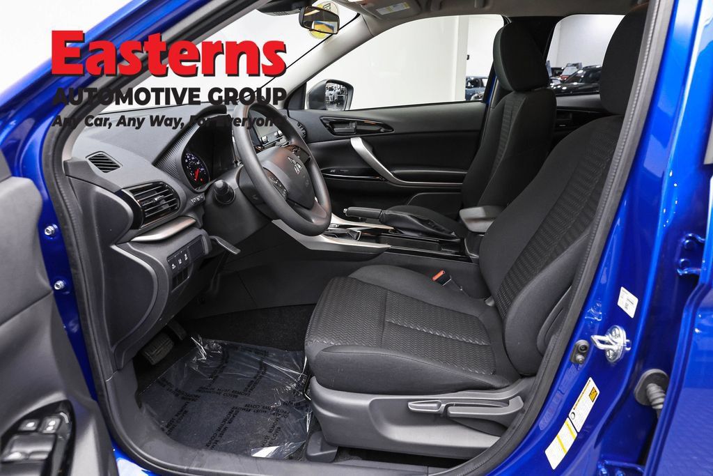 Used 2026 Mitsubishi Eclipse Cross LE AWD/4WD image 16