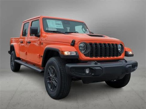 New 2025 Jeep Gladiator Sport image 2