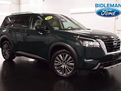 Used 2023 Nissan Pathfinder SL w/ SL Premium Package