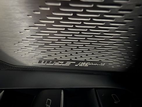 New 2026 GMC Acadia Denali Ultimate w/ LPO, Floor Liner Package image 24