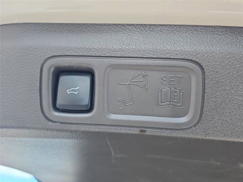 Certified 2024 Lincoln Navigator L Reserve AWD/4WD image 27