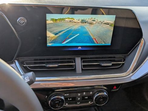 New 2025 Chevrolet Trax ACTIV w/ Driver Confidence Package image 11