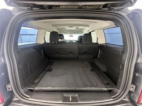 Used 2011 Dodge Nitro Heat w/ Popular Equipment Group image 11