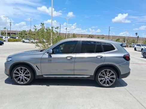 Used 2024 BMW X3 sDrive30i w/ Convenience Package RWD image 3
