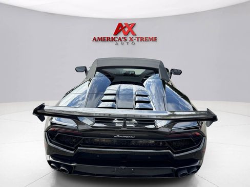 Used 2018 Lamborghini Huracan LP 580-2 RWD image 13