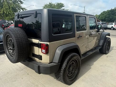 Used 2017 Jeep Wrangler Unlimited Sport w/ Quick Order Package 24S AWD/4WD image 3