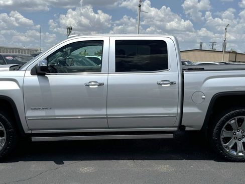 Used 2018 GMC Sierra 1500 Denali w/ Denali Ultimate Package AWD/4WD image 7