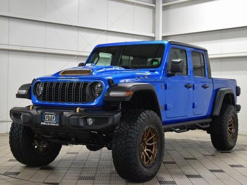 Used 2024 Jeep Gladiator Rubicon w/ Convenience Group image 3