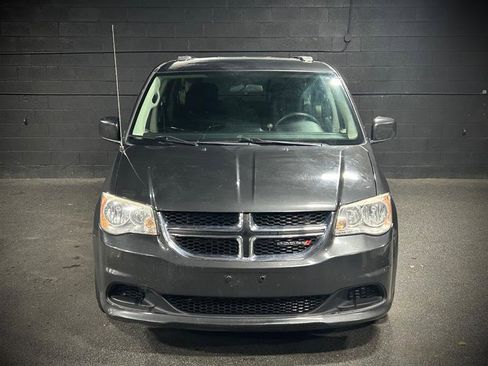 Used 2012 Dodge Grand Caravan SXT image 8