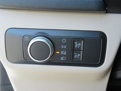 Used 2020 Ford Escape SE image 20