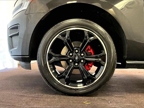 Used 2022 Ford Expedition Max Limited image 8